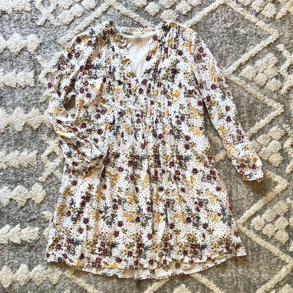 Old Navy size XS floral print dress in like new condition - Picture 2 of 6